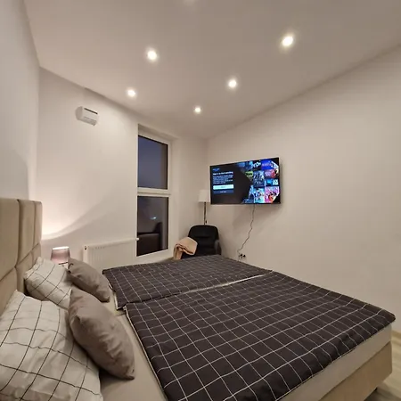 شقة Szklane Tarasy Premium Two Bedrooms Faktura Fast Check-in *